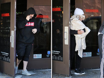 0308_ROB_KARDASHIAN_BLAC_CHYNA_BENIHANAS_SPLASH