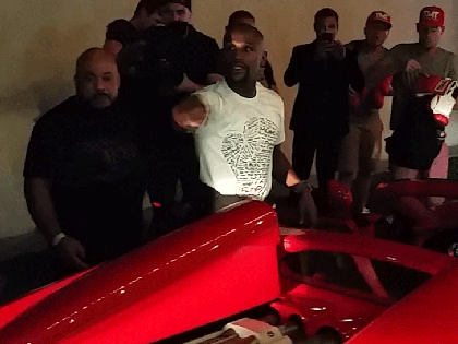 082717_floyd_mayweather_primary