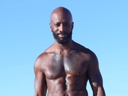 Race Cooper Modell shirtless beach pool photos 0