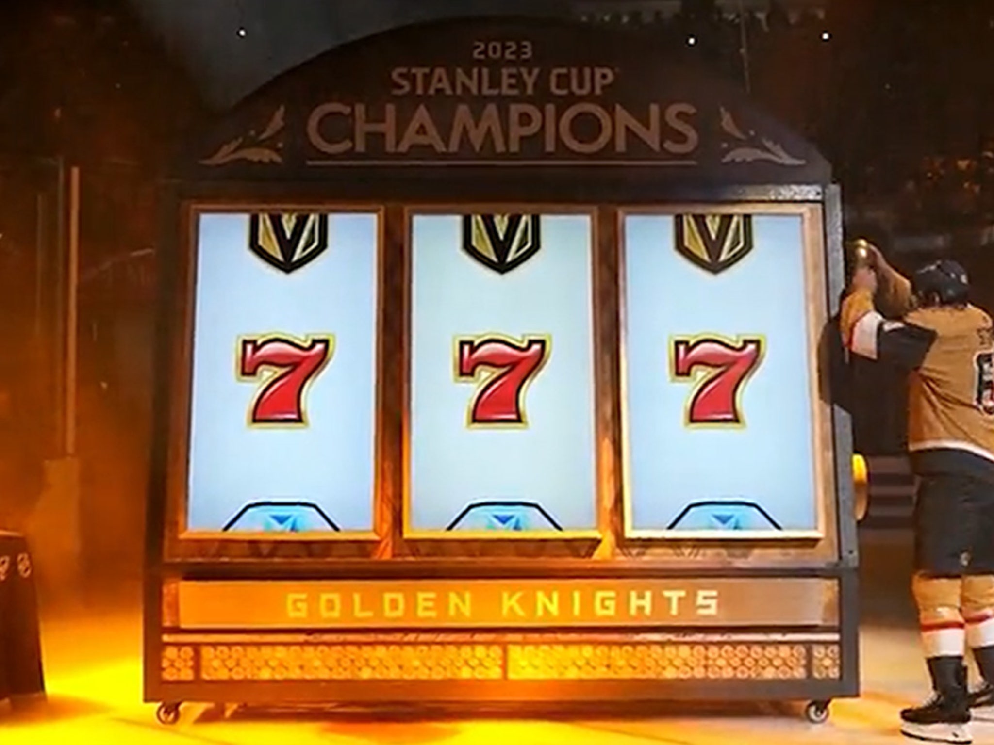 Golden Knights raise Stanley Cup championship banner before season opener