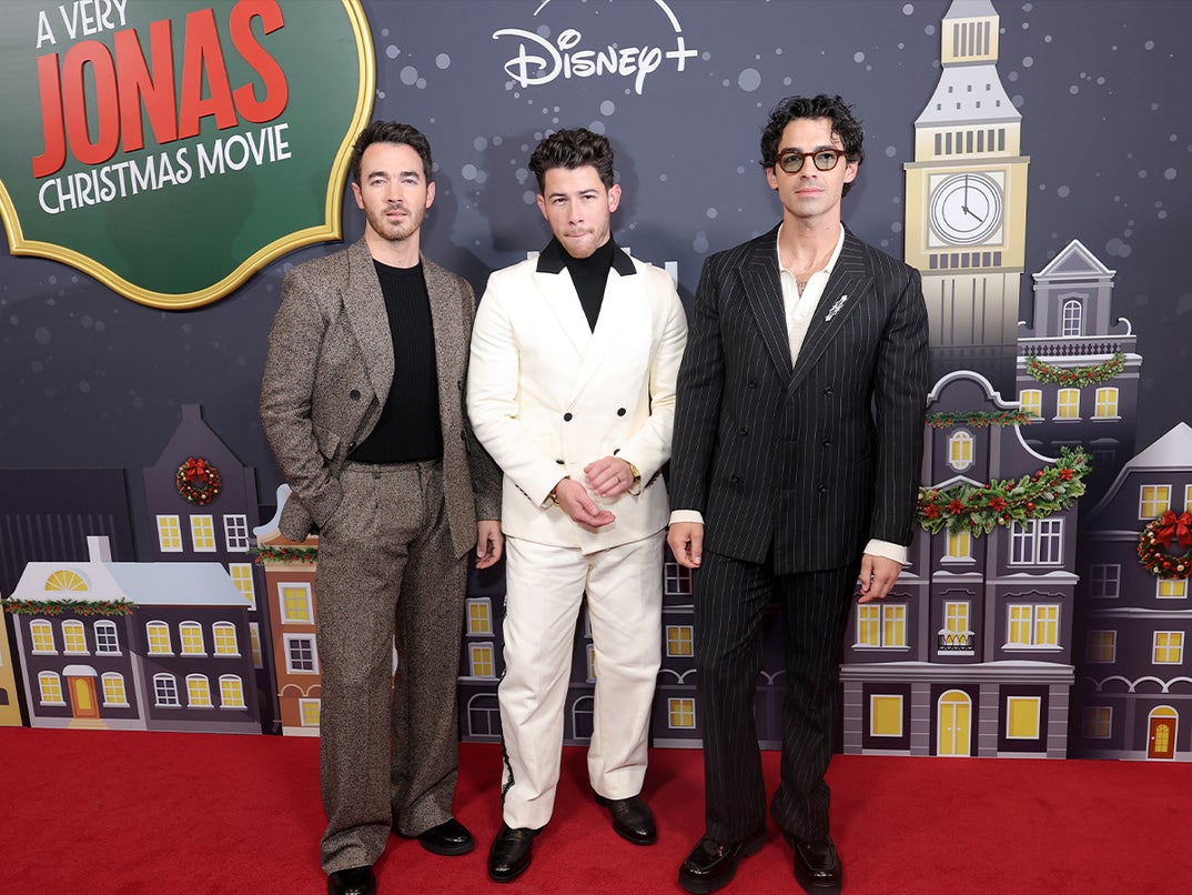 HO HO HO! Nothin' beats a holiday special featurin' a Jo Bro! Lucky for fans, their latest project, 