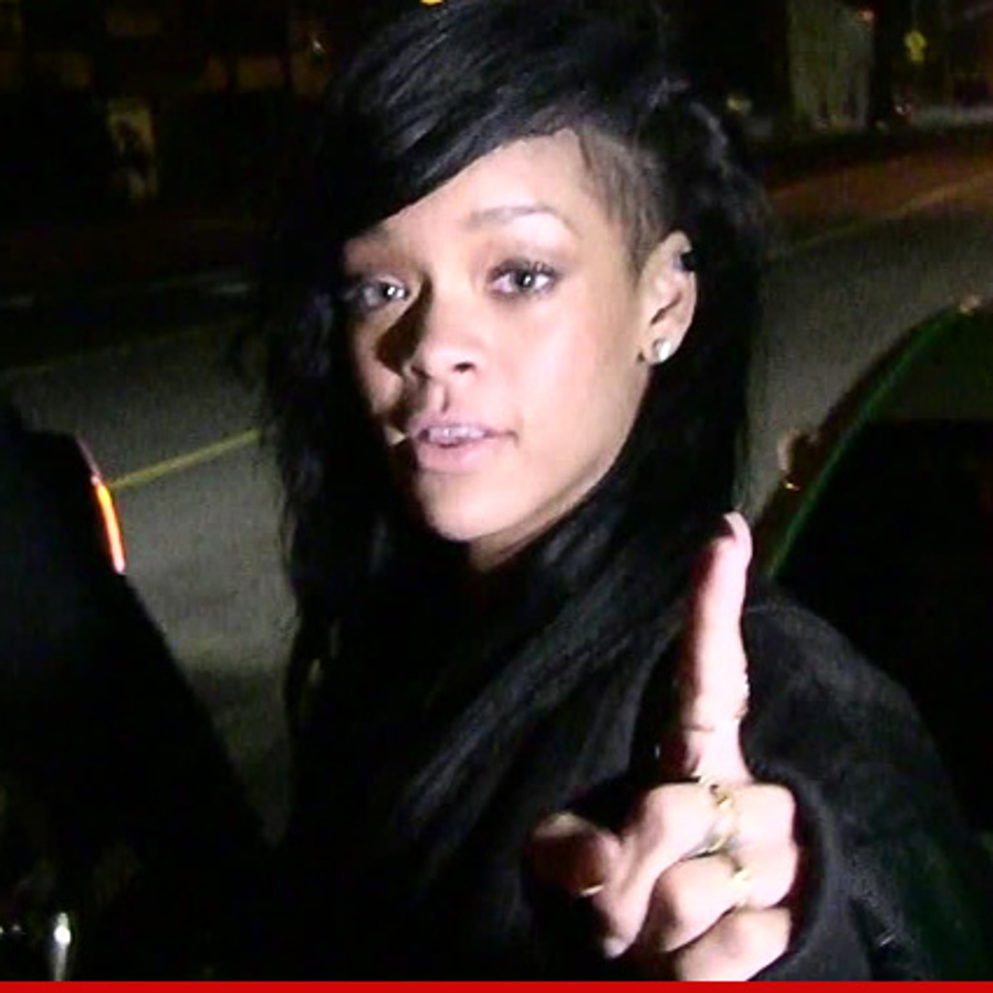 Rihanna -- Nude Pictures Leak ... Celeb Hackers Up the Ante