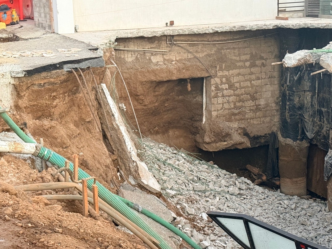 Nicolas Cage Sinkhole Update 1