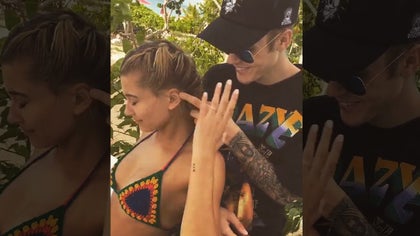 010115_bieber_hailey_baldwin_primary