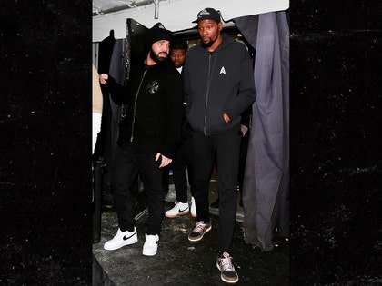 0311-drake-kevin-durant-backgrid-01