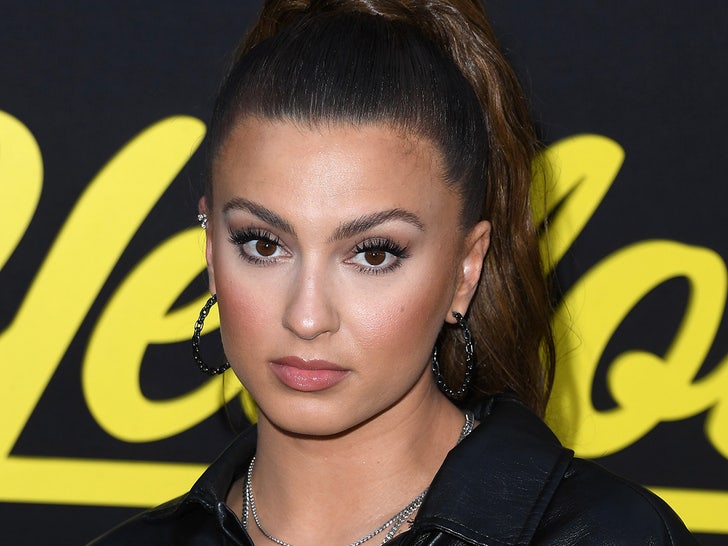 singer-tori-kelly-hospitalized-with-blood-clots-after-collapsing-at