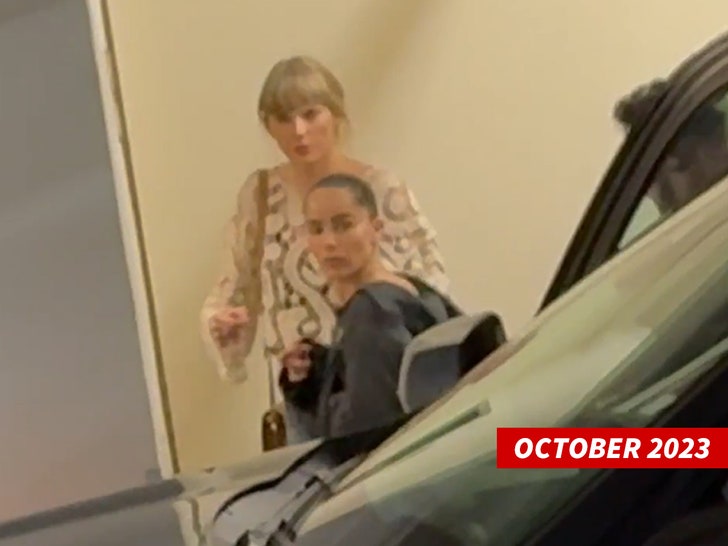 081325_taylor_swift_zoe_kravitz_primary