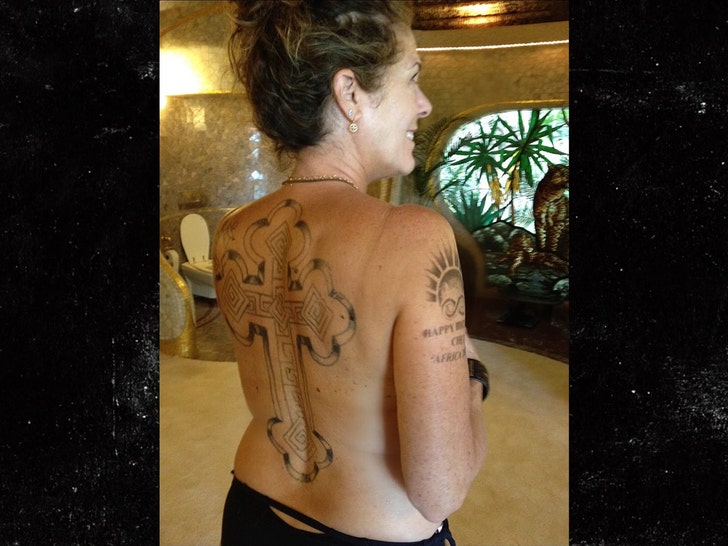 Rita Wilson back tattoo insta 1