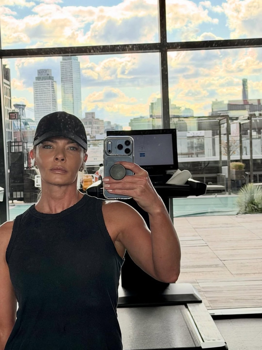 Jaime Pressly Hot Shots 8