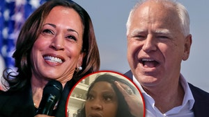 tim walz and kamala harris and roxie washington
