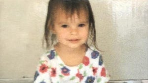 0515-Emily-Ratajkowski-Cute-Kids-hero