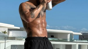 1021-Drake-Abs-Balcony-HERO