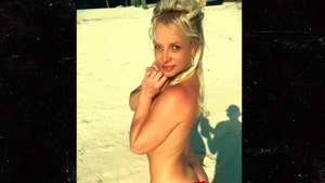 britney spears nude beach