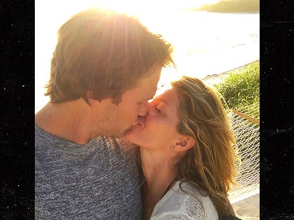 0803-gisele-tom-brady-bday-instagram