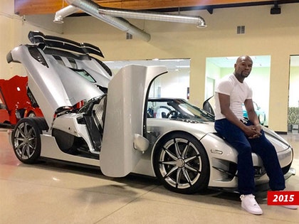 0328-floyd-mayweather-supercar-2015-sub-01