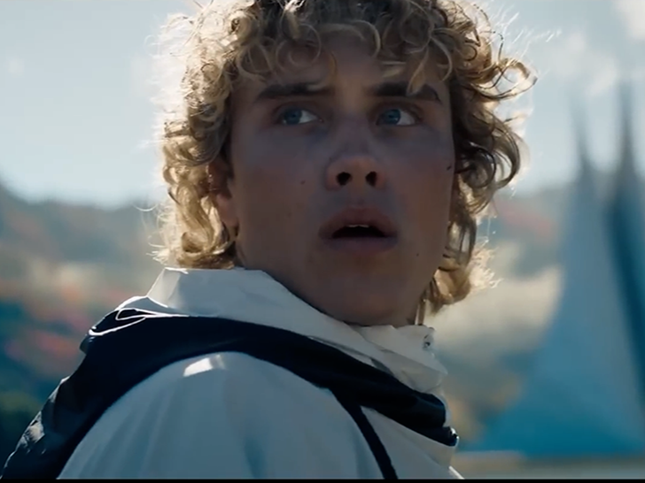 041326_hunger_games_haymitch_primary