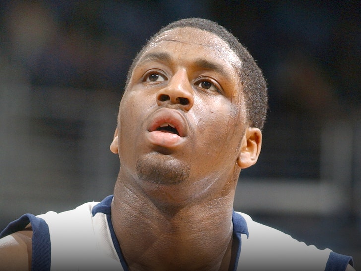 main-mike-sweetney-getty-1