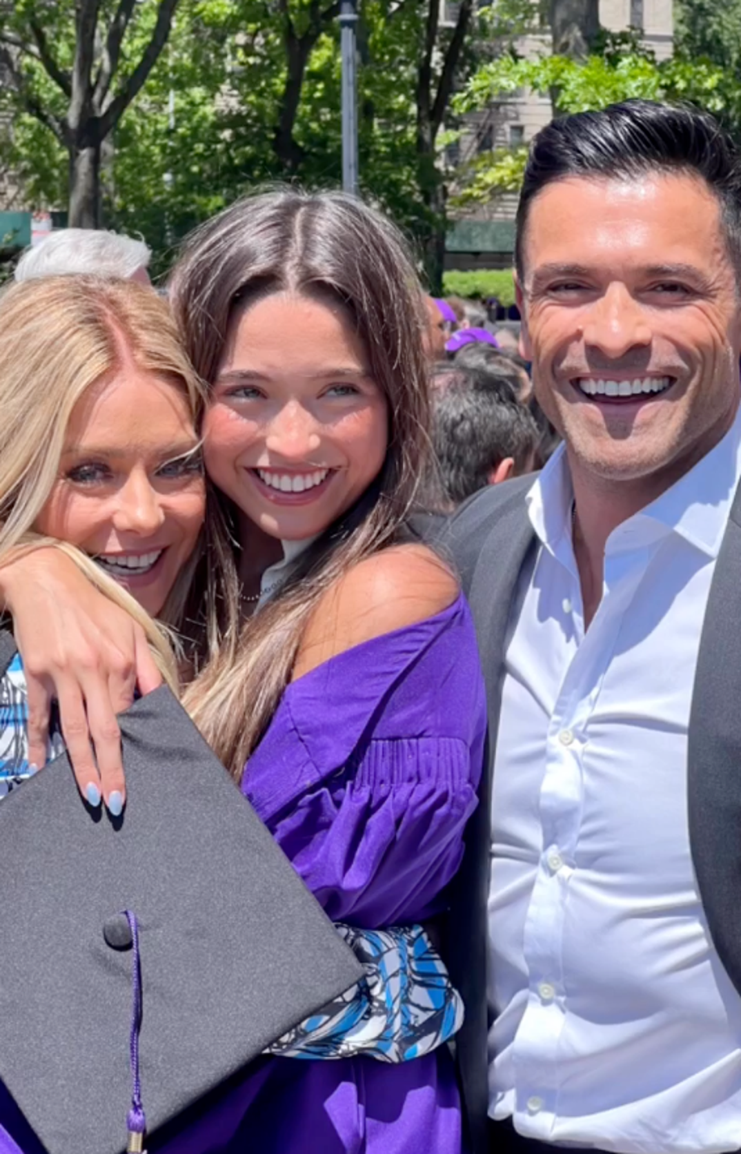 Kelly Ripa, Lola and Mark Consuelos