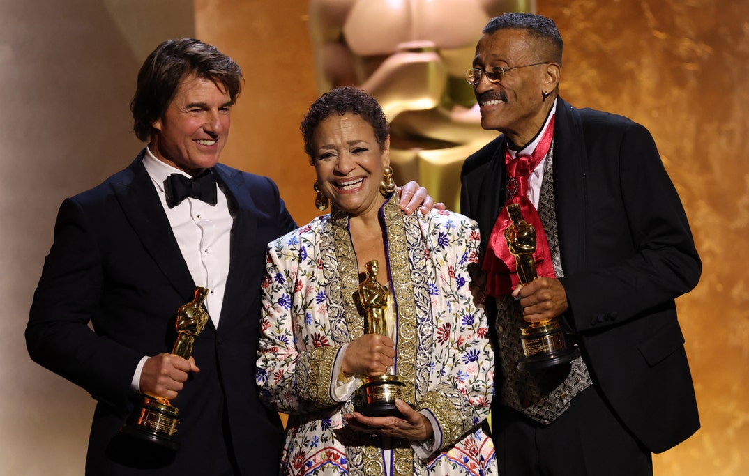 Debbie Allen, Tom Cruise, Wynn Thomas