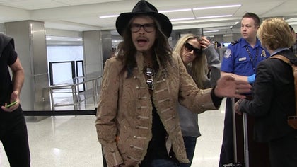 051217_steven_tyler_kal