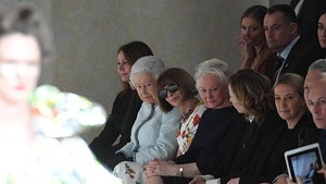 Queen Elizabeth Sits Front Row Next to Anna Wintour for London Fashion Week Show