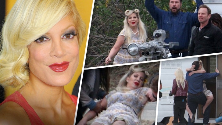 728px x 410px - Tori Spelling - videos