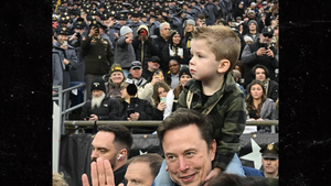 Elon Musk Brings Son to Army-Navy Football Game