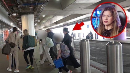 082325_kelly_clarkson_kal