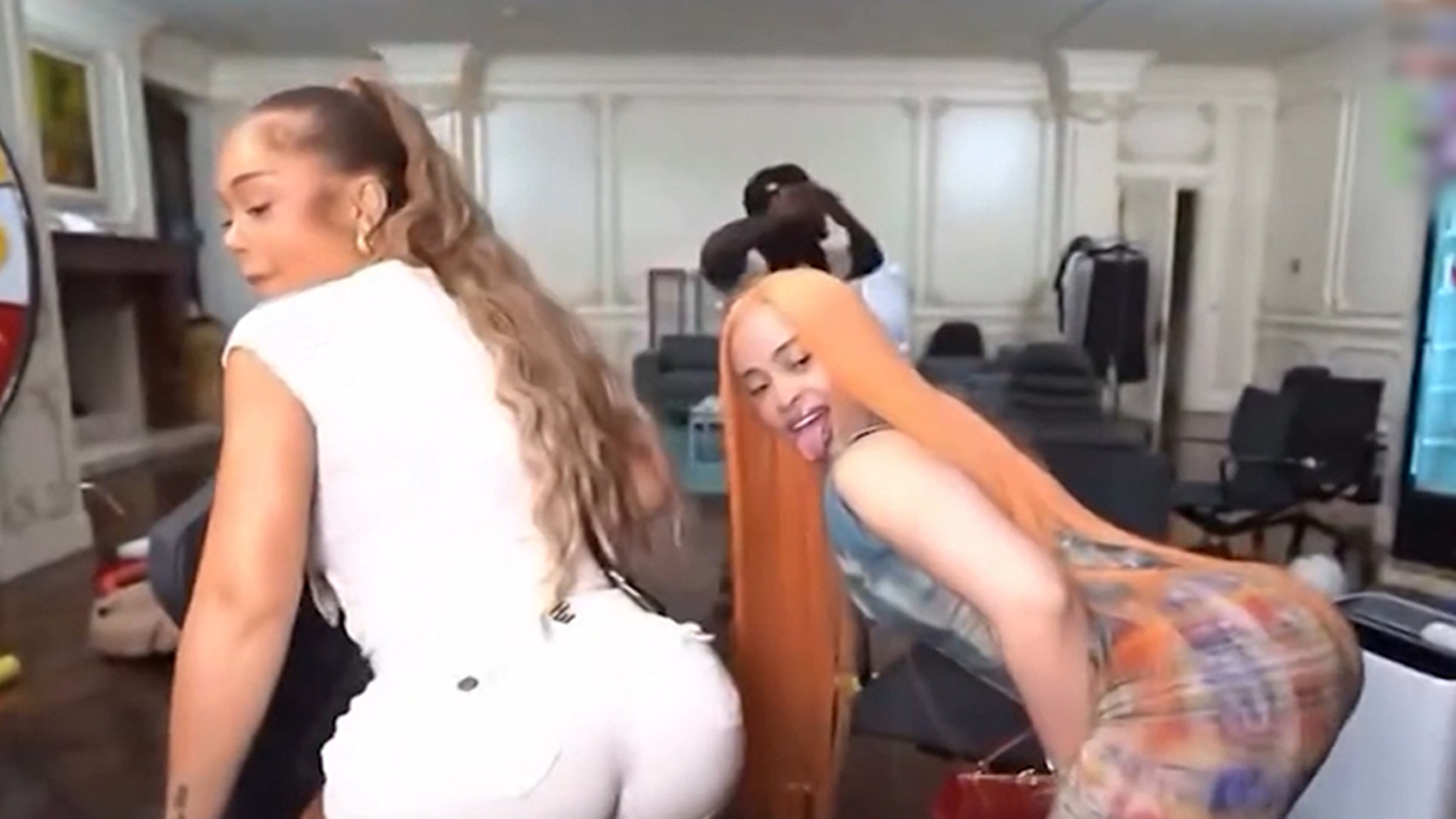 Ice Spice, Latto Twerk for Kai Cenat During 'Mafiathon 3' Bonanza