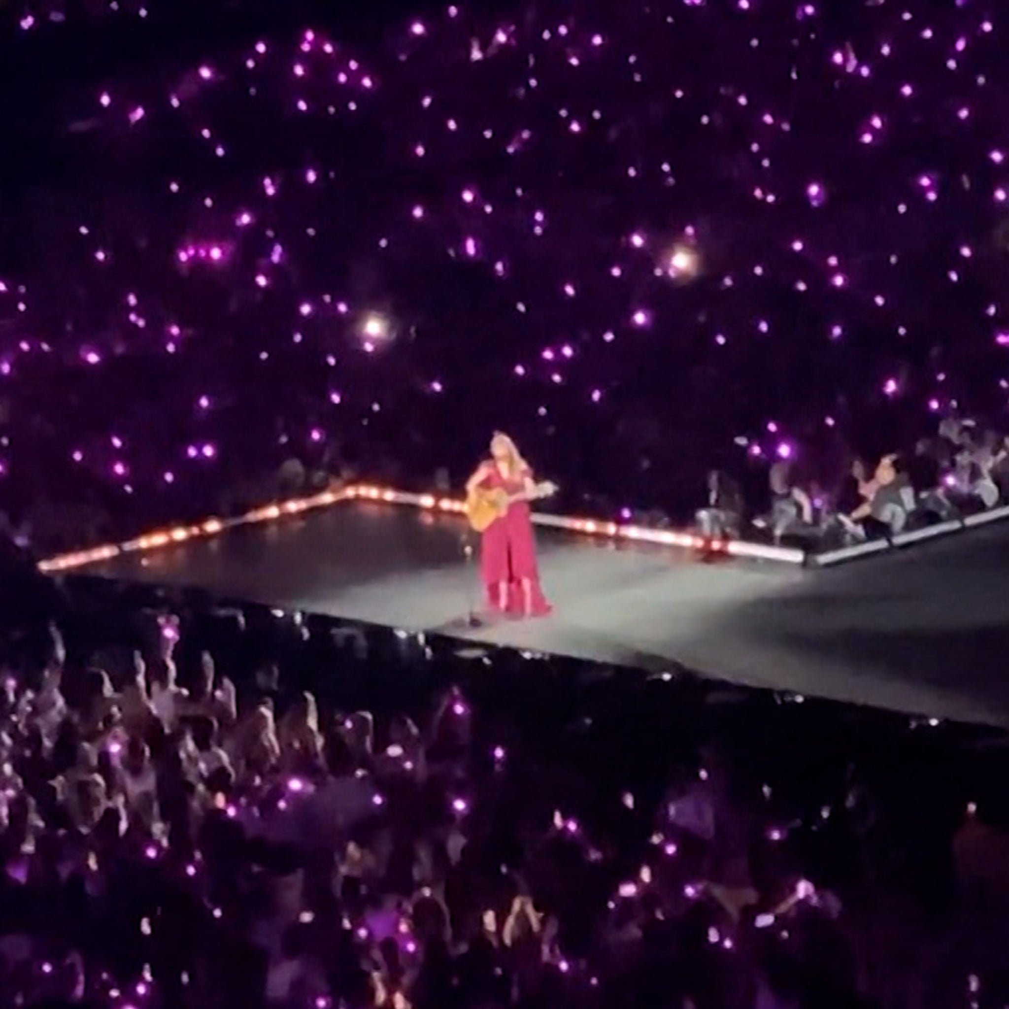 Taylor Swift Kicks Off L.A. Concerts, Performs Rare Song Live For