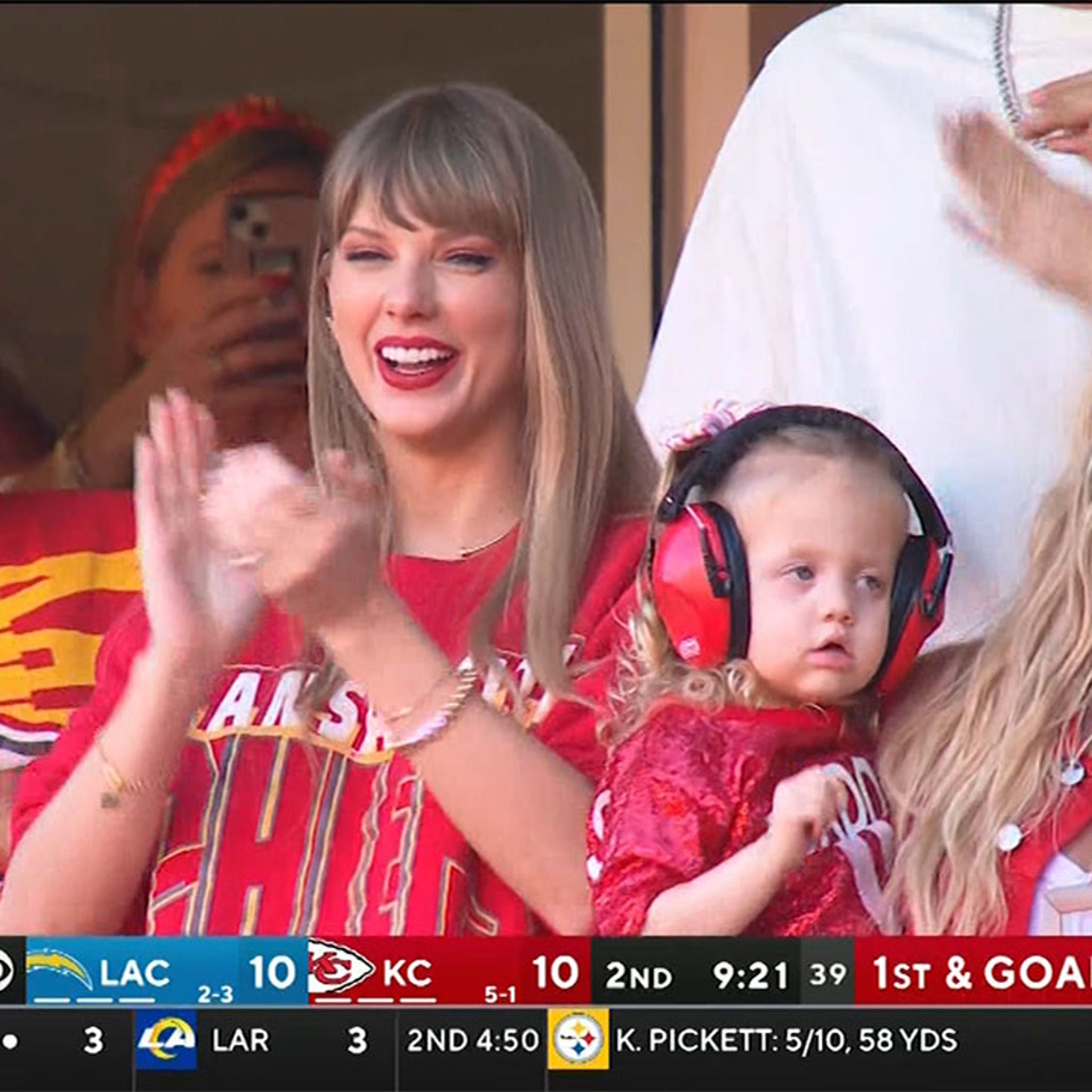 ❤️✨Alexa, play End Game by Taylor Swift.✨❤️ Travis Kelce and Taylor Swift  spotted at the CCS character parade. 😍 love these little…