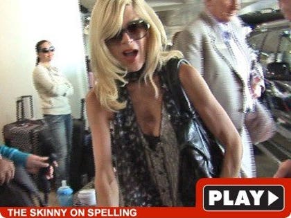 Tori Spelling: Click to watch