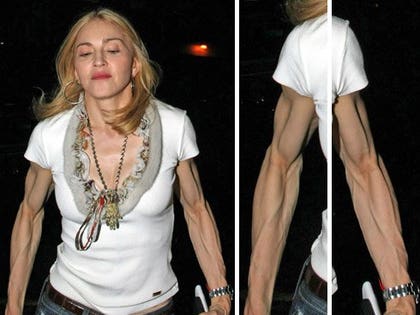 0727_madonna_arms_flynet_02