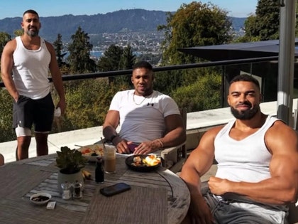 Anthony-Joshua-Sina-Ghami-Latif-ig-1