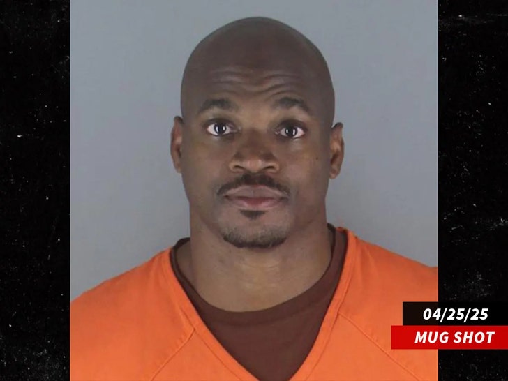 adrian-peterson-mug-shot-sub-Hennepin-County-Jail-1