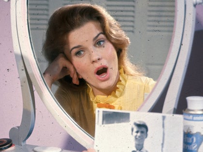 0903-ann-margret-memba-them-primary_1024