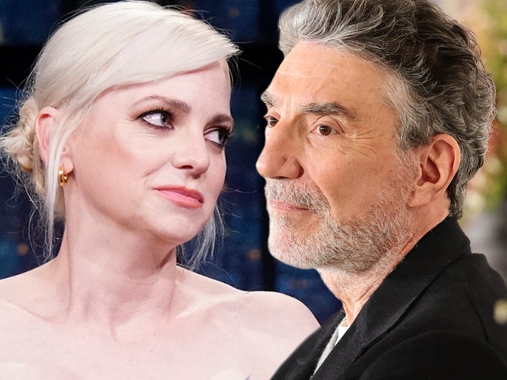 anna faris chuck lorre getty comp