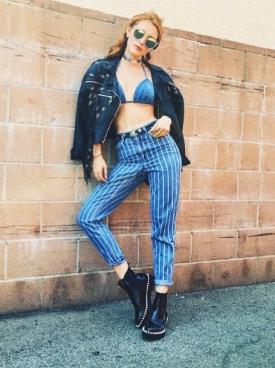 1222_bella_thorne_instagram08