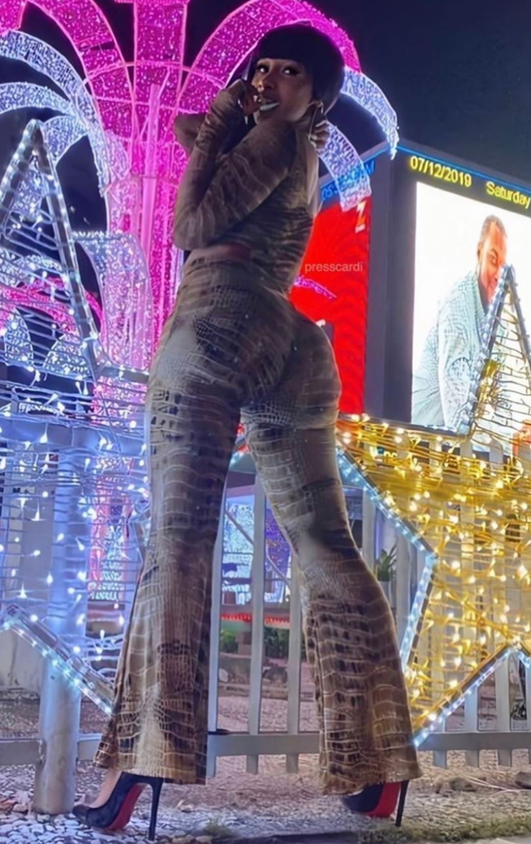 cardi-b-bootyful-hot-bday-photos15