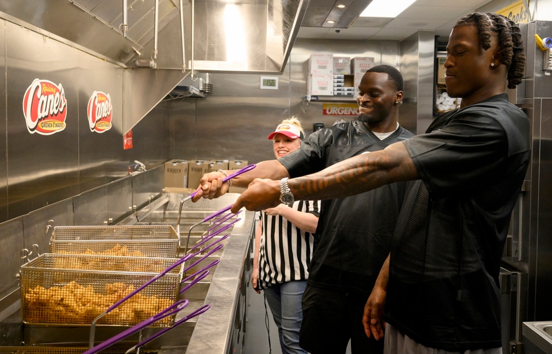 NFL Draft Prospects Arvell Reese 3