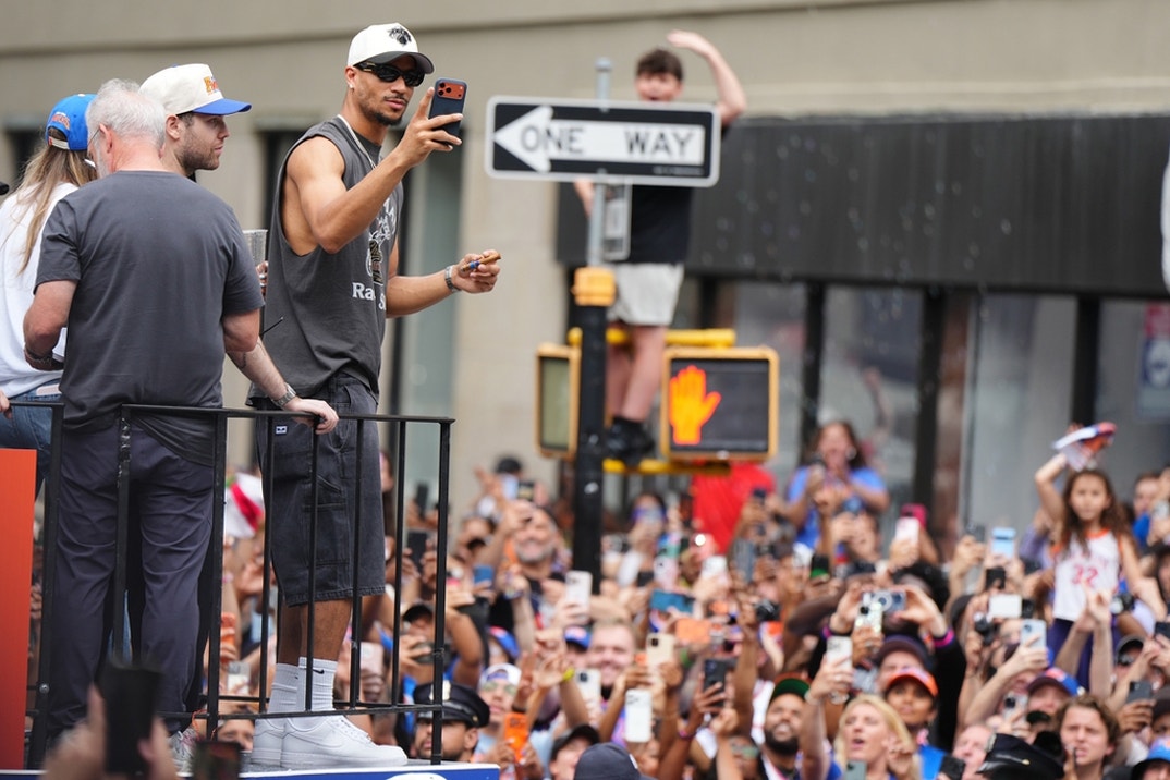 Knicks Parade 10
