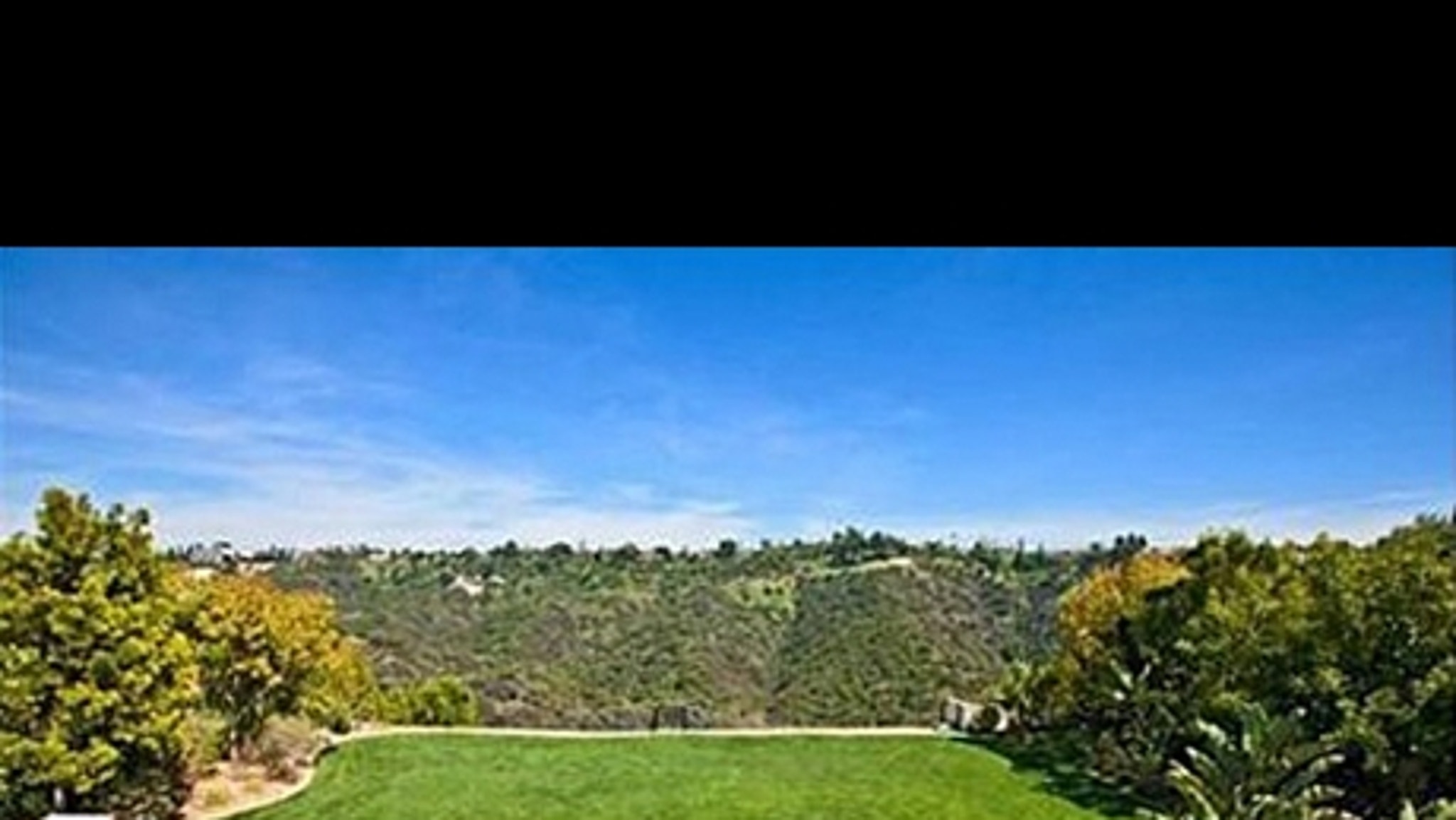 Avril Lavigne House For Sale Photo Gallery