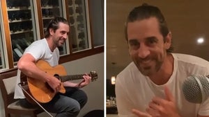 Aaron Rodgers Singing & Dancing His Face Off In Hawaii Days Before Skipping Packers OTAs