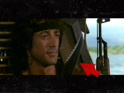 0801-rambo-knife-sylvester-stallone-TRIStar-Pictures-01