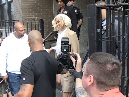 100118_cardi_b_leaving_primary