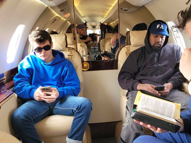 1127 kanye west airplane