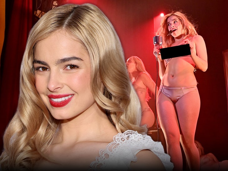 addison rae burlesquemain getty 1