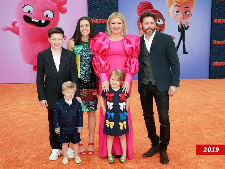 Kelly Clarkson Brandon Blackstock Getty 5