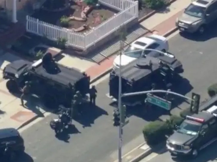 homem escapando em torence SkyFox