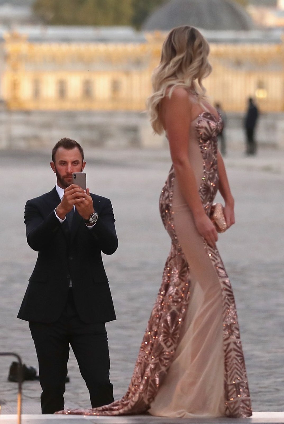 paulina gretzky red dress Paulina Gretzky celebrates 36th birthday in sultry red dress at party